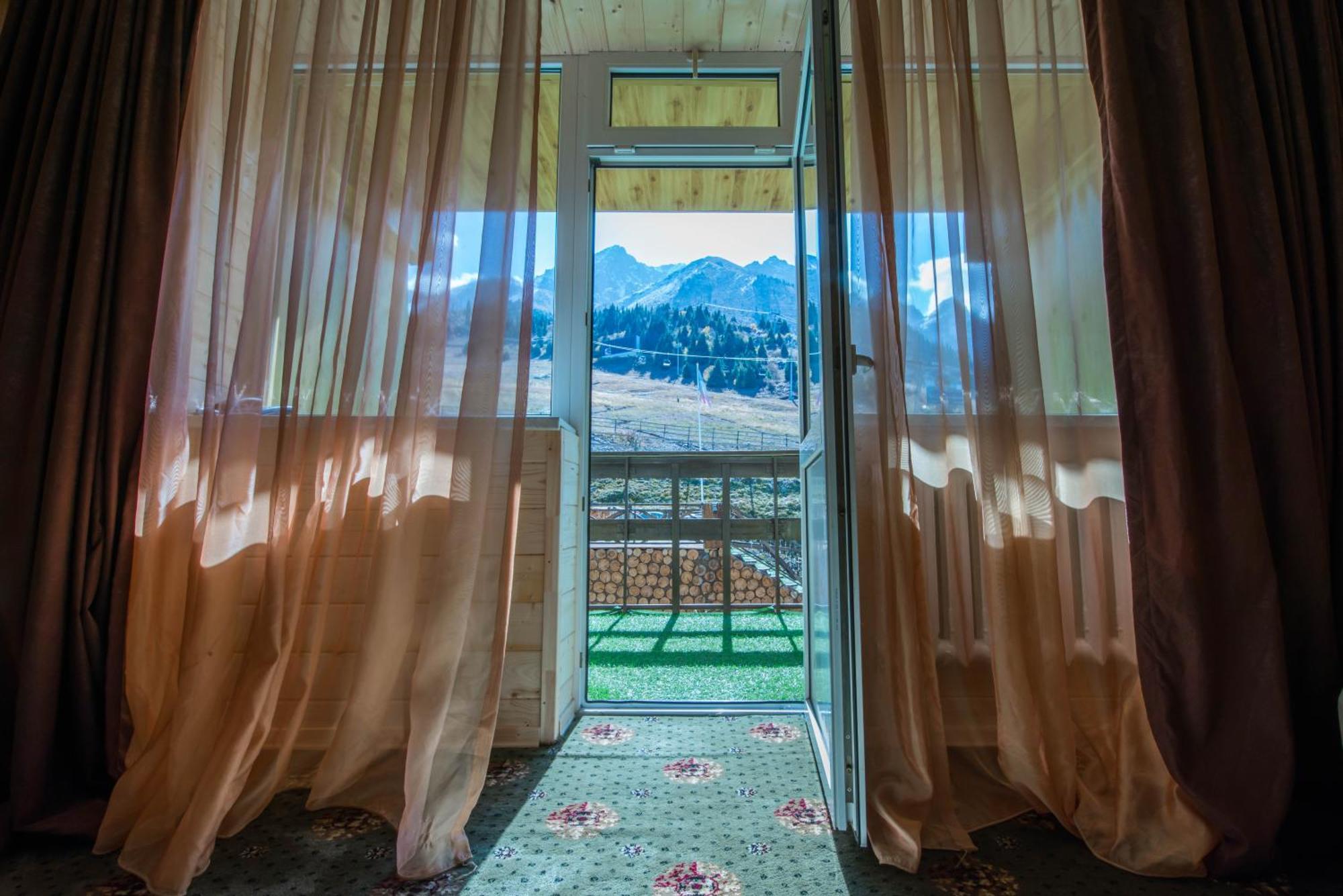 Shymbulak Resort Hotel Alma-Ata Kamer foto