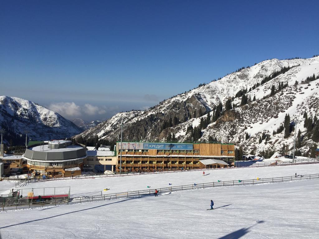 Shymbulak Resort Hotel Alma-Ata Buitenkant foto
