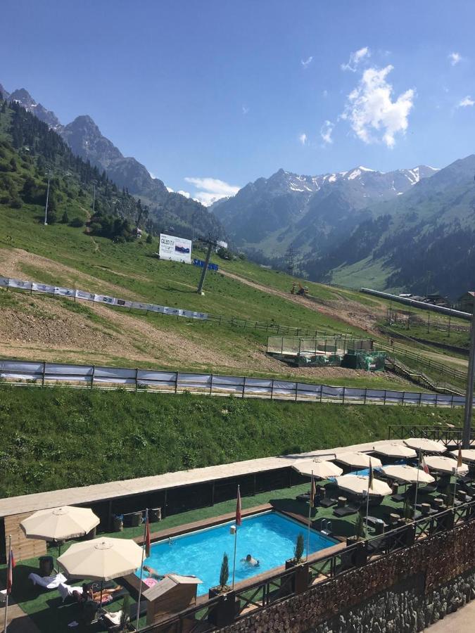 Shymbulak Resort Hotel Alma-Ata Buitenkant foto